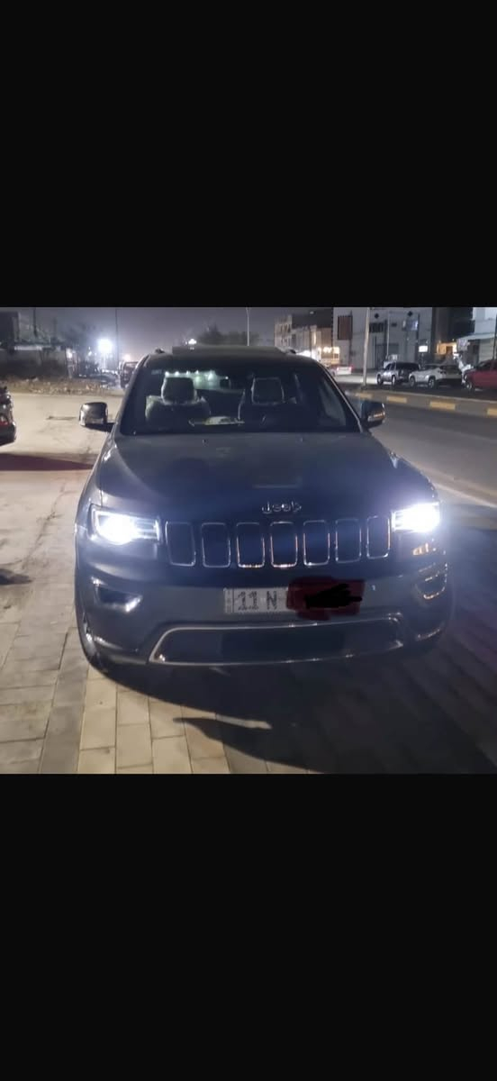 جيب ١٧ لمتد امريكي 
السعر ١٥٢ 
صورالحادث بالمنشور 
بالعراق صار بيها طخات ابيع حزام 
بانوراما 
كشنات جلد كهرباء تدفئه تبريد 
تخم تاير 
مري قلاب 
رقم بغداد بأسمي تحويل ثاني يوم 
مكاني بغداد الغديد
***********
