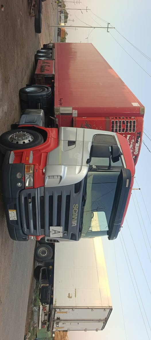 سلام عليكم سكانيه نجكتر خطين براد جهاز 200 تخم تاير جاهزه الشغل ***********
