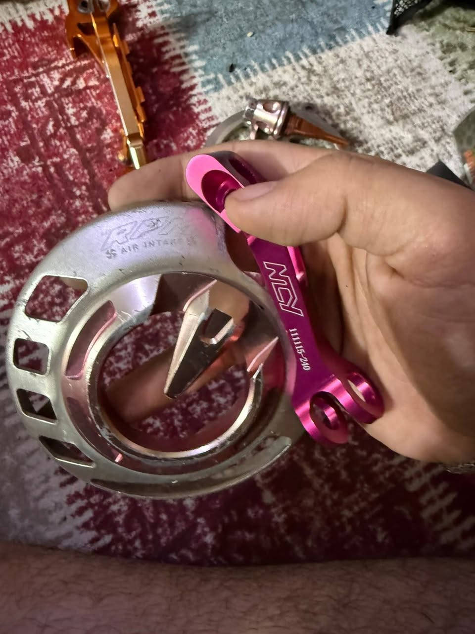 السلام عليكم تزويد كله اصلي شلعه وحده بل 50 مكان مدينة الصدر ***********
