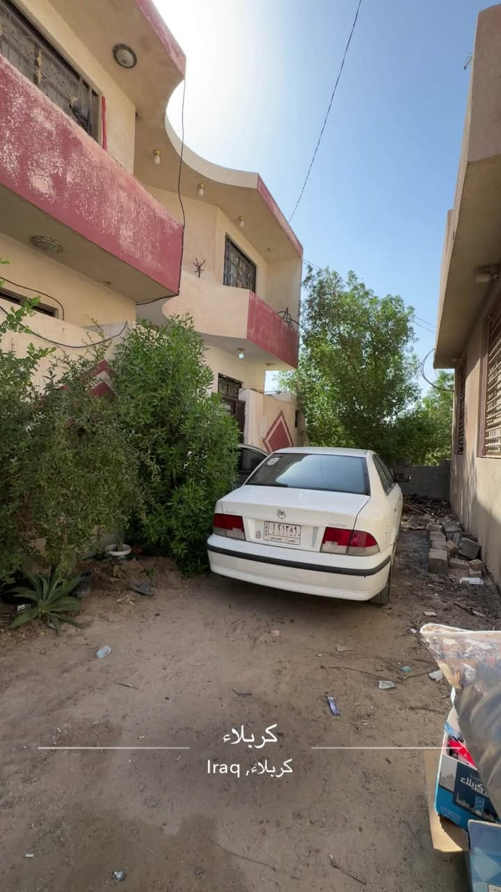 السلام عليكم  اقرى المنشور قبل لاتتصل او تراسل واذا ماعجبك المنشور اكو بالسوك هواي سيارات 
سمند مديل ٢٠١١ للبيع او مراوس سياره جاهزه وماناقصها شي حداده جديده منضومه تبريد جديده سياره جاهزه مكينه وكير وكهربائيات  السياره بيها بنيد طاير ومرجع ع البارد كفاله من الضربه القويه تجي وتشوف بعينك 
مكان السياره البصرة المعقل 
السعر ٤٠ وبيها مجال 
*********** مامتواجد بالفيس
