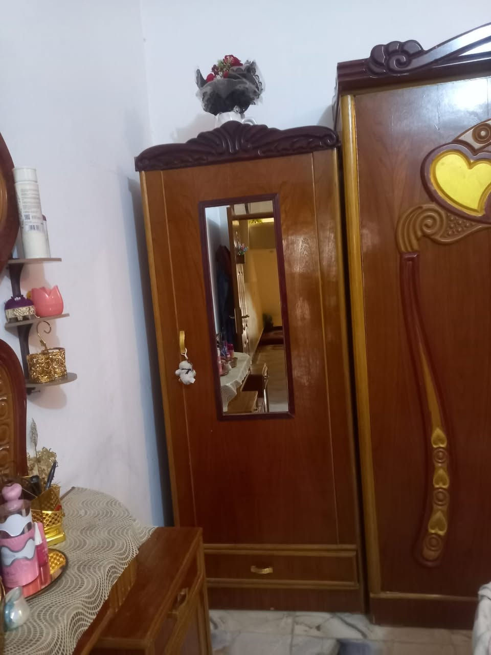 غرفة نوم مستعملة نظيفة للبيع السعر الأتصال على الرقم ***********المكان بعقوبة المفرك قرب مدرسة الأوزاعي مكلف بالنشر

