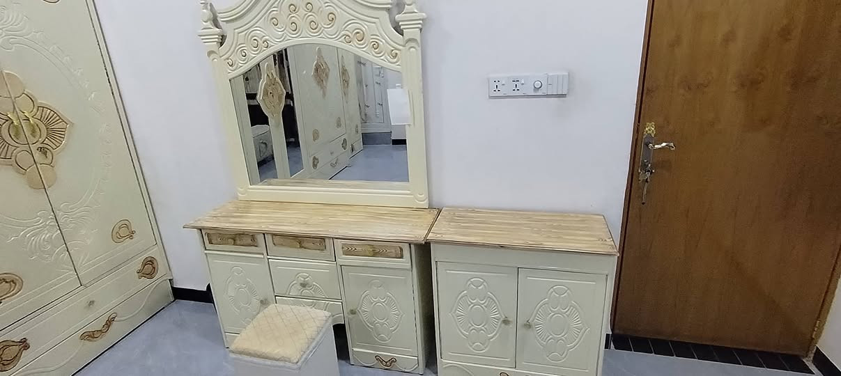 غرفة تركية • منصوبة ٣ أشهر • نضافتها ١٠٠٪