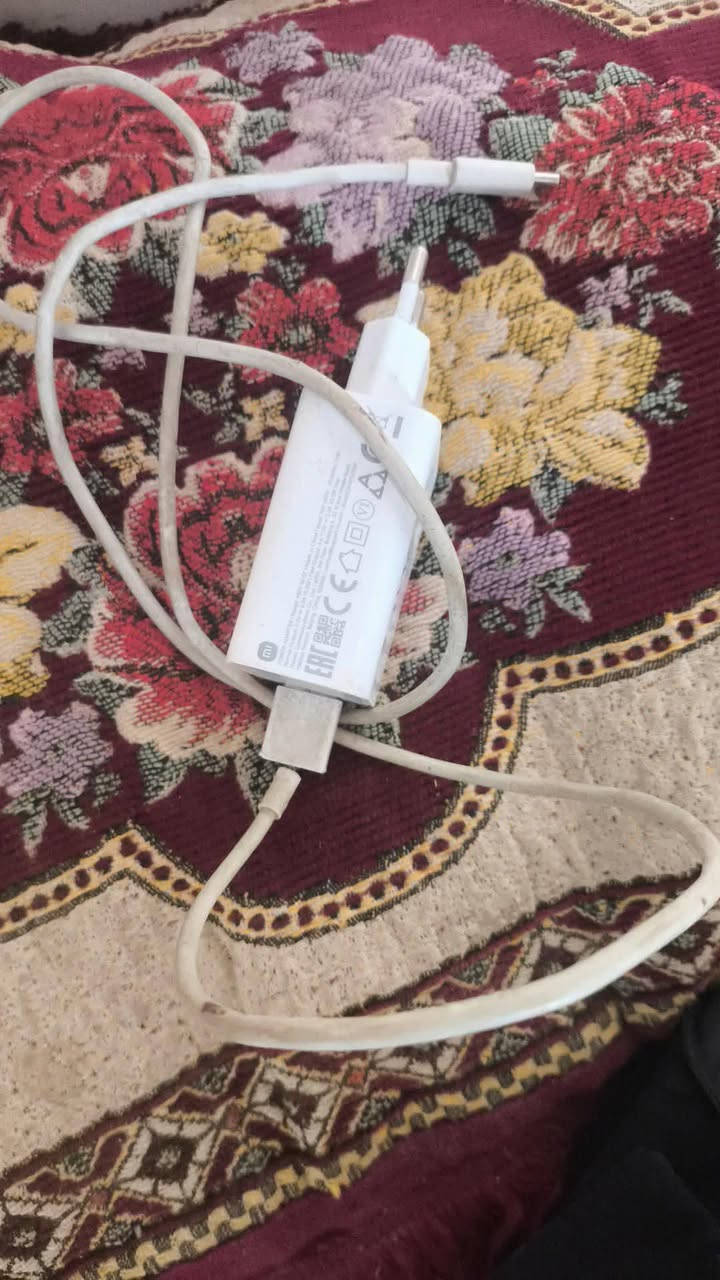 السلام عليكم للبيع بوكو F6برو 5gلون اصغر مغلف حمايه ذاكره 512عشواىيه12 بطاريه 5000ملي يلعب 120فريم بوبجي يدعم 2 سيمكارت معالج 8300يدعم الشحن السريع بقدره 67 واط جهاز سلاسه فول ممصلح ابد ويا شاحنه وكفر وسماعات اربد وفريز جي تي وقطعه مكرسيفت للتواصل متواجد فيس السعر 400 او واتساب 
*********** مكاني بابل
