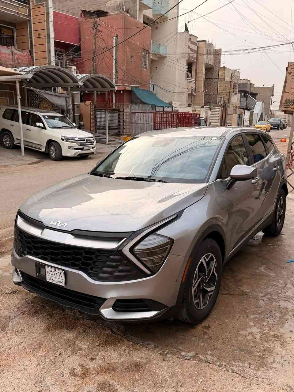 🚘 للبيع Kia Sportage 2024 LX
🇺🇸 وارد أمريكي
🔹 موديل: 2024
🔹 الفئة: LX
🔹 المحرك: 2.5 لتر
🔹 4 سلندر
🔹 قير أوتوماتيك 8 سرعات
🔹 دفع أمامي
🔹 كاميرا خلفية
🔹 شاشة
🔹 Apple CarPlay / Android Auto
🔹 ماشيه 40 الف
🔹 مثبت سرعة
🔹 أنظمة أمان ومساعدة بالقيادة
📸 صور الحادث مرفقة

📍 الموقع: بغداد

📞 للتواصل ***********
