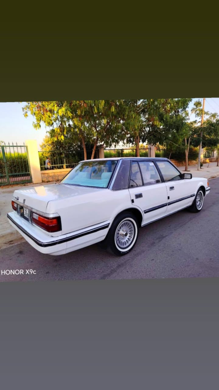 سلام عليكم..
سوبر للبيع موديل1985.صبغ حزام للجماليه تخم تاير جديد باتري جديد حداديه 100/100 محرك شركه الاصلي مكفول كير مكفول كهربائيات كلها شغاله السياره مكفوله من كل عيب شرعي مجدده لغاية2030 السياره بأسمي 
العنوان..ذي قار مركز 
السعر..43 وبيه مجال قليل
رقم الهاتف..***********
