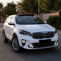 كيا سورنتو 2019 محدث 2020 خليجي  مكينة V6 / 3600 لون ابيض صدفي  ماشيه ...