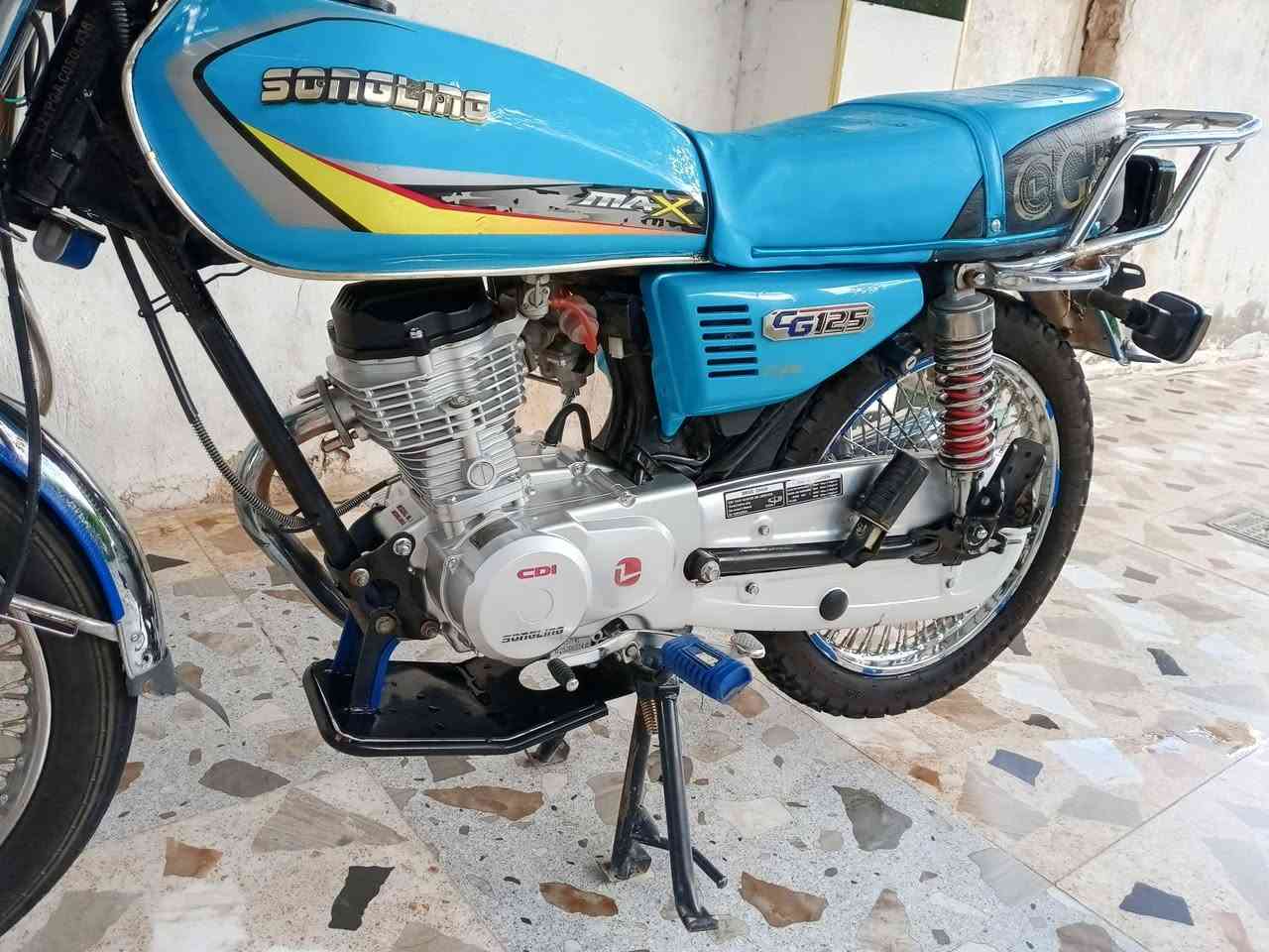 25/650/قفلها  قفلها لحد يجي ويعامل /***********
