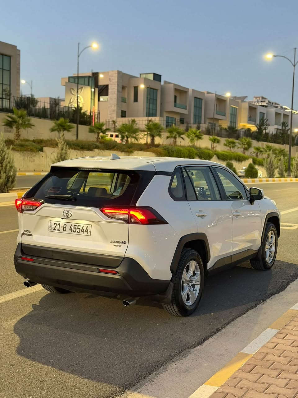 توێتا ڕاڤ4 سفری شەریکەی ساز
تەنها 88,000 km ڕۆشتوە

کامل سێرڤس کراوە

***********
