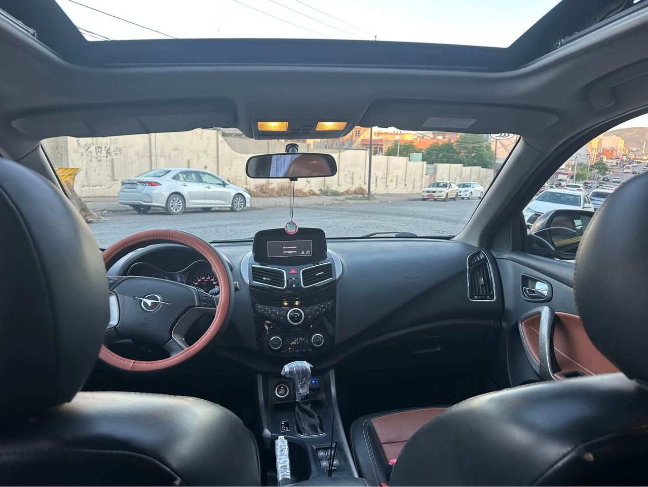 هايما s5
موديل 2019
سياره بي ده عمو صبخه سياره گه له ك لاوه
سياره فول فوله 
داخلي قه يسي 
سلايت
هند،….
سعر 86$ و مجال
***********
عنوان زاخو
هه كو تو موشته ري ته له فوني بكه زاخو, دهوك

