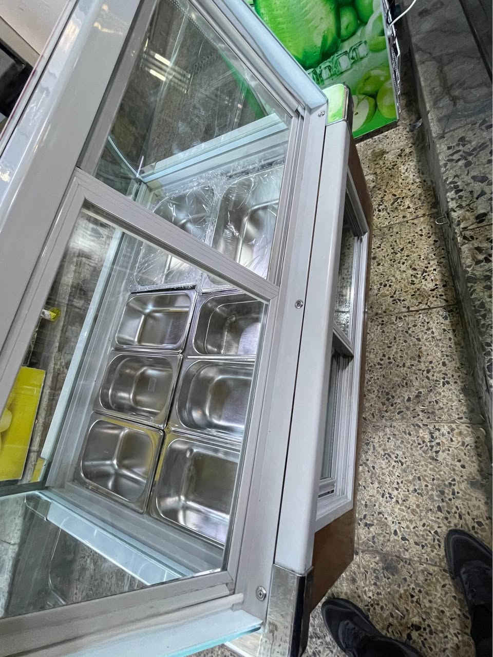 ئەم بەڕادە بۆفرۆشتن بەزەمان ماڵی دۆستە خازوماتۆڕ شەریکەیە شوین سلیمانی ژمارە مۆبایل *********** السليمانية, العراق

نص مكتوب في الصور:
- به راد خازوماتور شه ريكه يه ك مه تر بوفرؤشتن به زه مان ژماره موبايل ***********نرخی ٤٥٠ هه زار