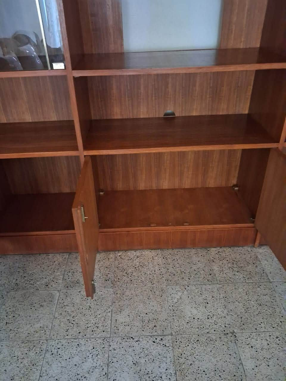 مكتبة صاج • نظيفة ١٠٠%
