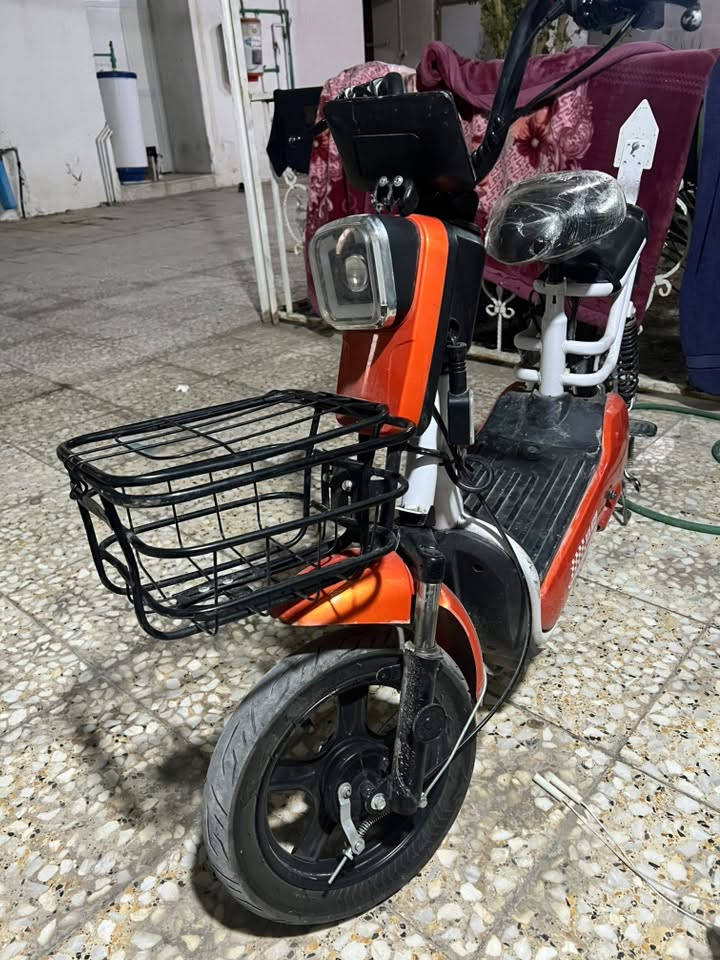 دراجة شحن • بطاريات جديدة • سويج بصمة