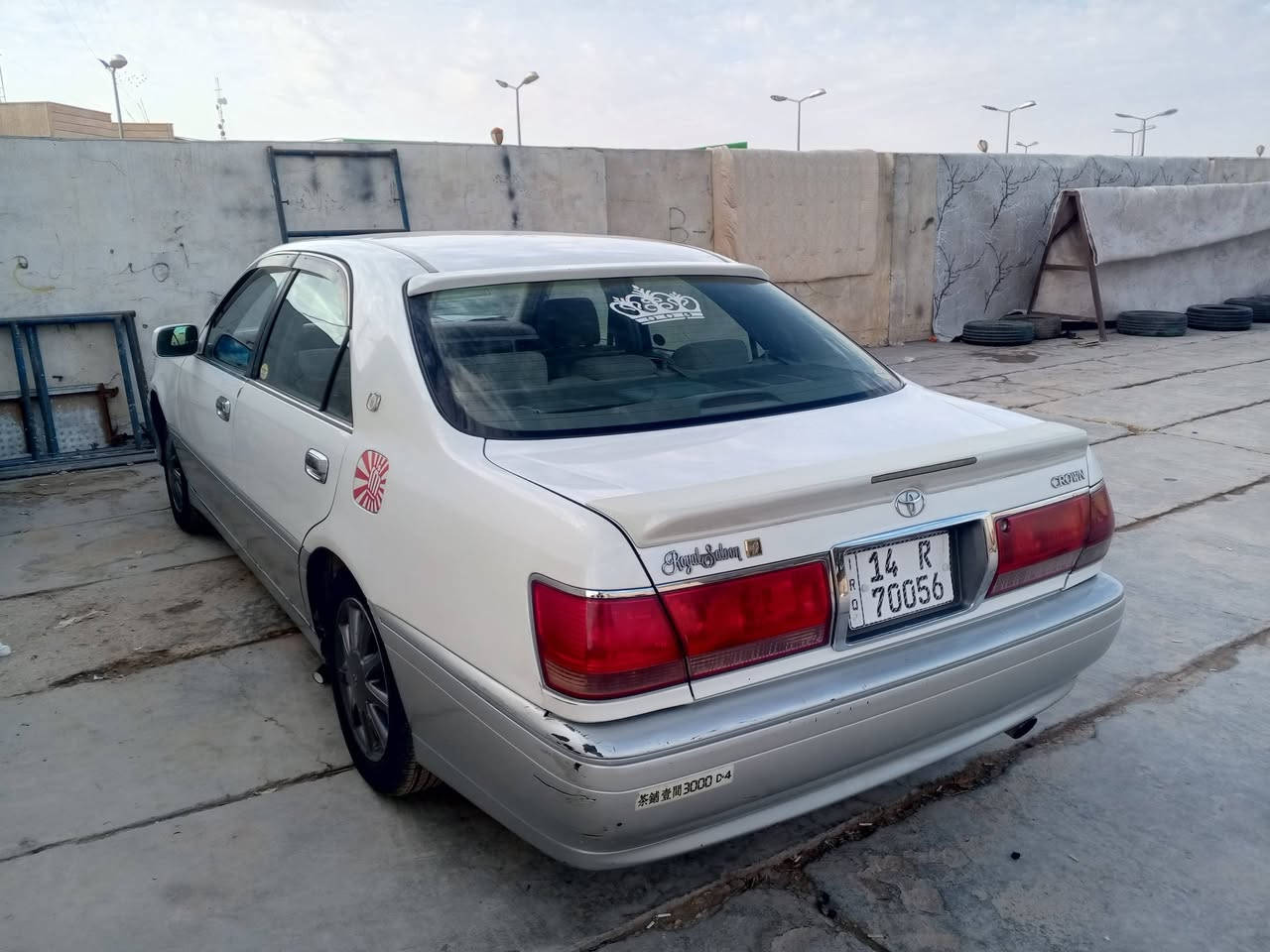 ملكة موديل 1999 اصل بسمي رقم انكليزي وهزه جديدة
ديفور الكبير
تبريد خلفي
اربع دكم
كصة قمارة
مكينة جديدة قبل اسبوع شادها
باتري جديد
مكان السيارة قضاء الشنافية 
السعر 115
اتصل وبيك خير وتدلل
***********
