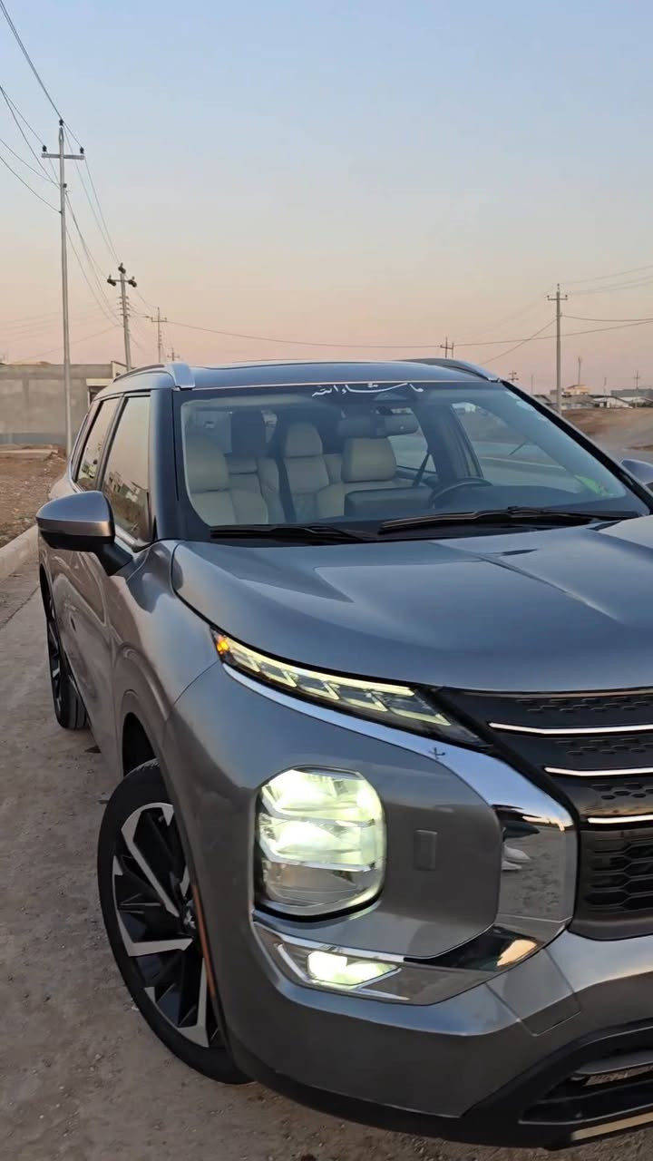 اوتلاندر ٢٠٢٢ فول فول مواصفات ماشي ٨٠ الف كيلو متر بي ٣ قطع بدون دواخل و بدون شاصي بولند و جاملوخ باب سايق و ايرباك سيستم وسعر ١٩٥ ب وبي مجال  ***********

