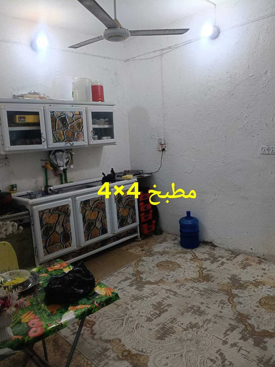 سلام عليكم بيت للبيع ركن شارع معمل شارع سيد حبيب
المساحه 150م البناء بلوك السقف عكاده+سقوف ثانويه الاساس تجعيب و الارضيه كاشي
زراعي عقد محكمه و بي قرار تطويب
 يتكون من غرفتين 5×4
و صاله 7×3ونص
وستقبال 5×4
مطبخ 4×4
حمام+تواليت خارجي +طارمه جبيره +سقيفه
حمام داخلي
مكشوفه كبيره
سطح كبير كامل من تشاريف
بيت مرتب و جبير كلشي ماعايز
اني صاحب البيت و البيت بأسمي السعر 20 مع مجال
اي تفاصيل اكثر الاتصال او مراسله واتساب***********

نص مكتوب في الصور:
- طارمه كبيره
- تواليت
- حمام
- خارجي
- استقبال 5×4
- مطبخ 4*4
- غرفه ثانيه 4×5