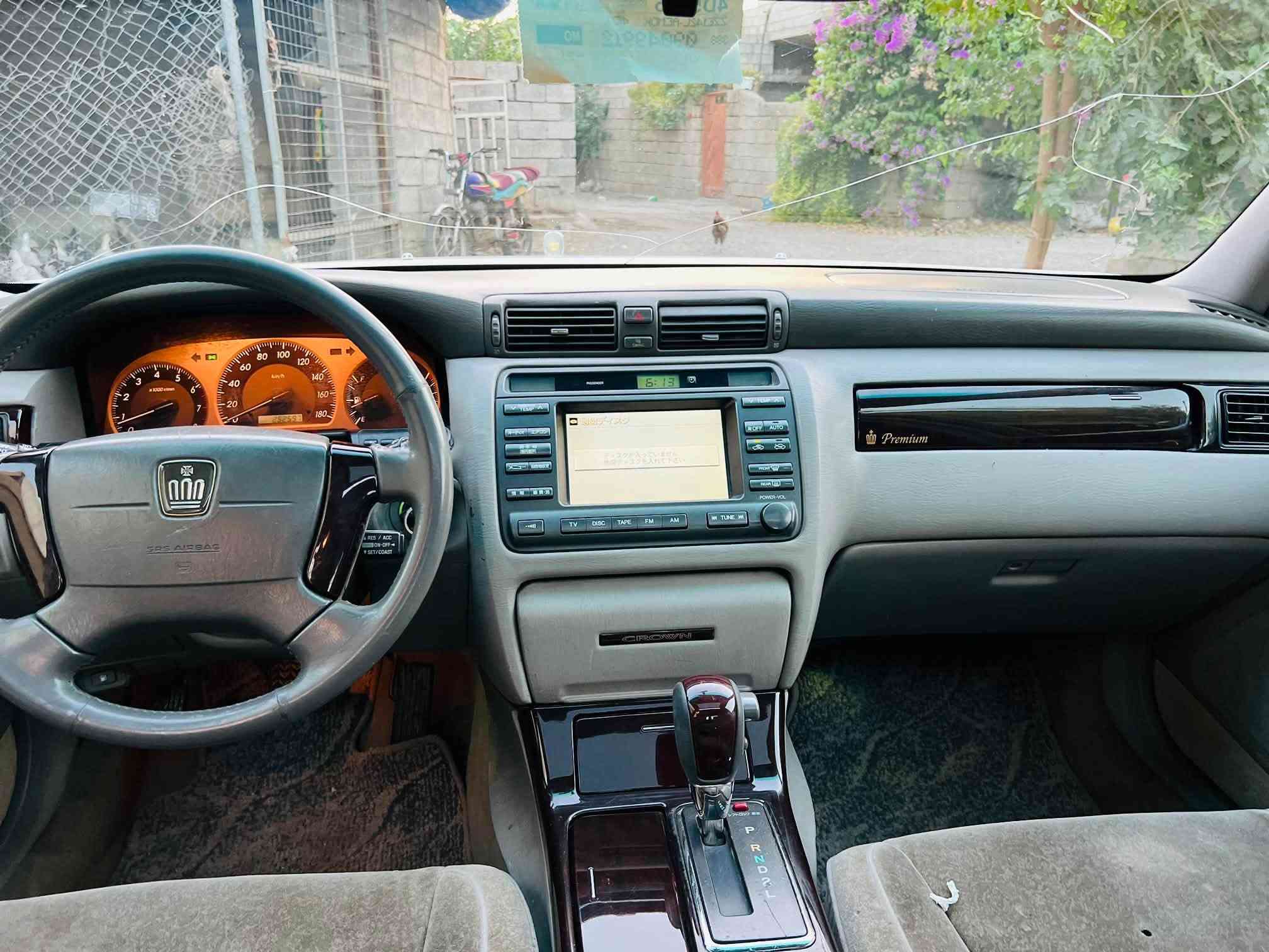مەلیکە مووس 2003
D4بچوك
سڵایت .
چوارکوشن کارەبا
 دوو دووگمە پەردە داژبڵ نەجەف 
کۆدی نییە
كامل مەسرەف هیچ مەسروفێكی  نیە
سعری 51گەڵاو مەجال 
مشتەریت بێ سەیرکە مەعمەلە لەمووبایلا ناکری 
***********.
***********سەیسایق
