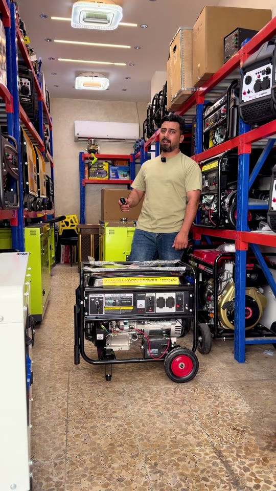 🔥 مولدة بنزين 7.5 KVA 🔥 ⚡ قوة وأداء يعتمد عليه ⛽ تعمل على البنزين 💰 السعر: 750 ألف فقط! مناسبة للبيت، المحل والمشاريع الصغيرة 💪 📞 للحجز والاستفسار: ***********
