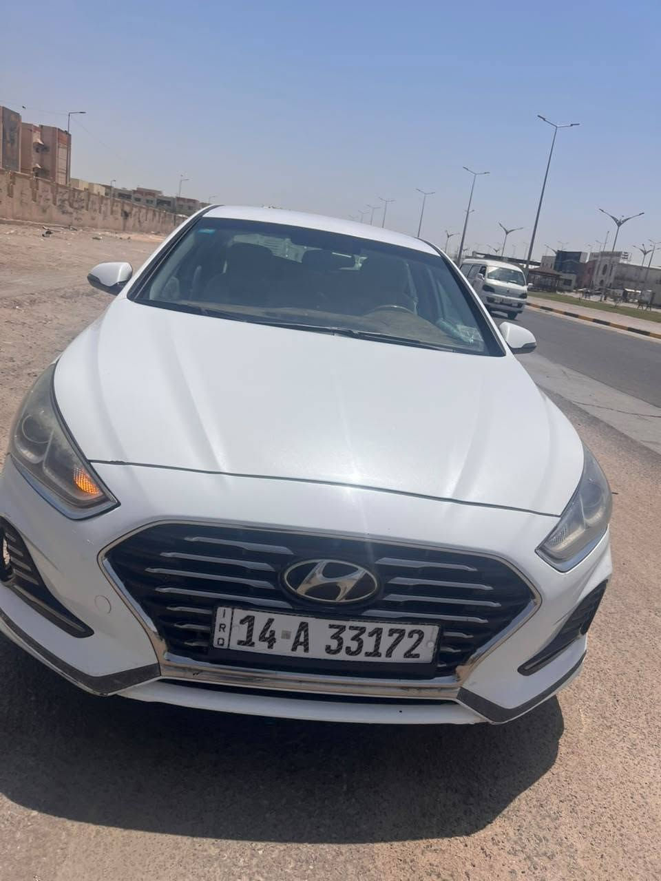 ‎سياره سوناتا موديل 18 وارد امريكي رقم بصره انجليزي سعر 125 وبيها مجال بصمه قبله حي لمهندس***********‎ البصرة, العراق
