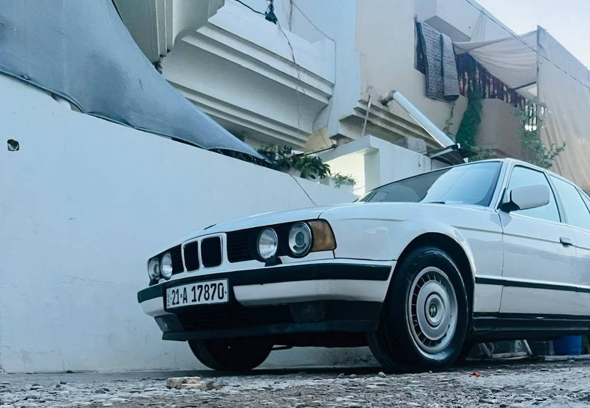 بي ام دبليو 520i • بدون عيوب • شوين كةلار