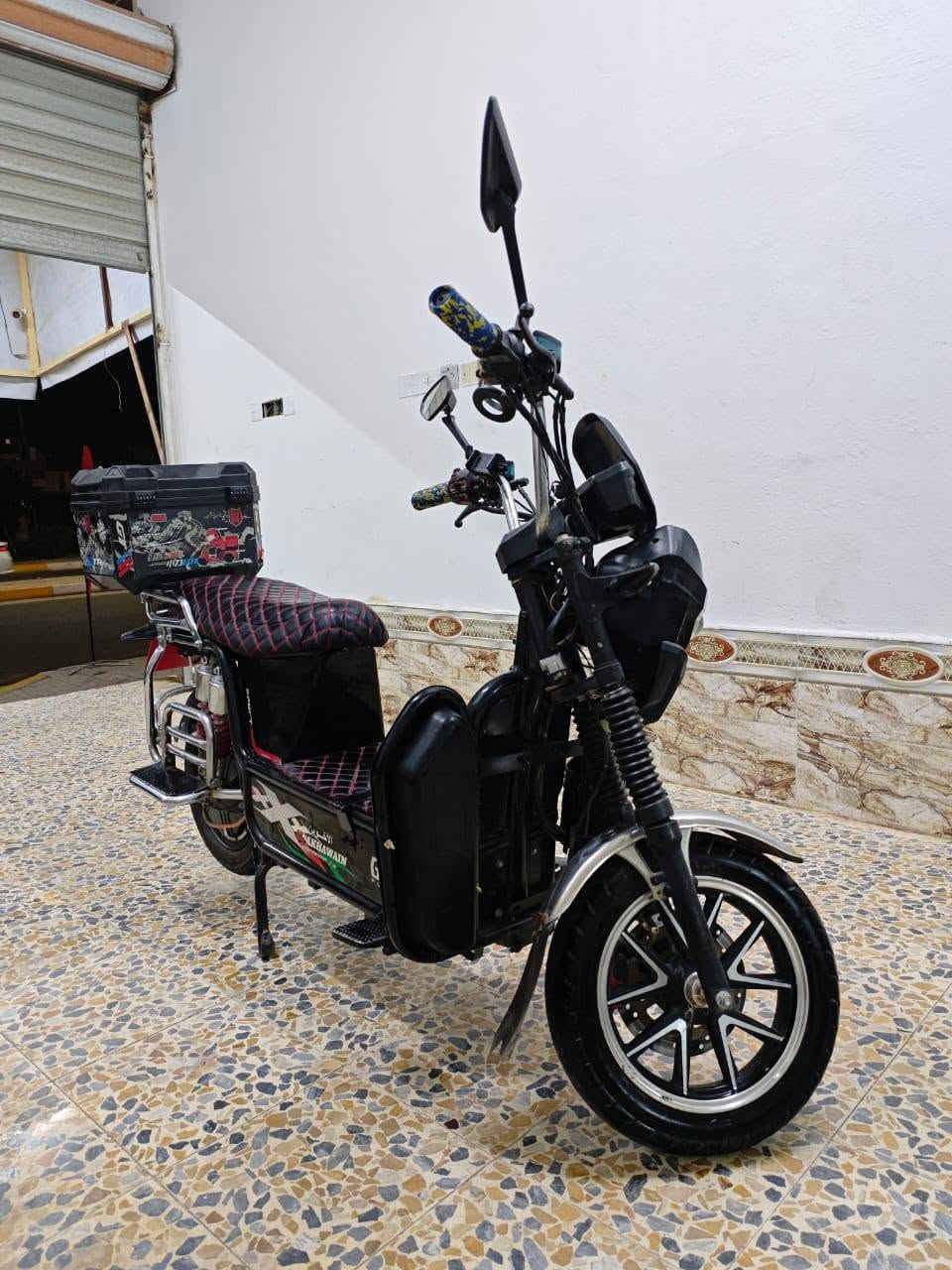 موطور شحن • بطاريات جديدات • يتحمل 150كجم