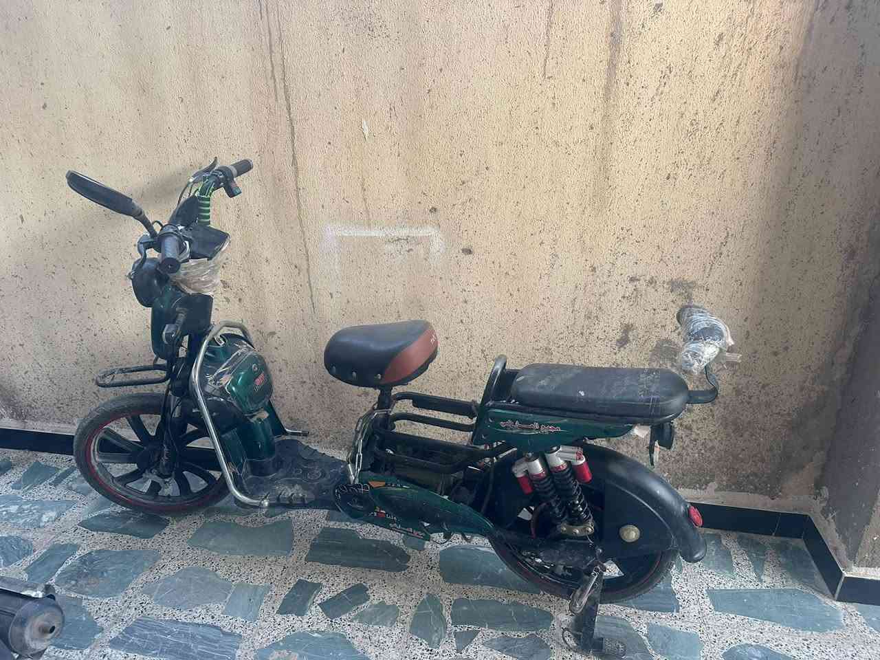 معوز بطاريات
السعر ب 100 الف كله شغال
4اشاير دبلات هورن سماعه
بريكات بنز  دسك
سله اضويه نشرات 
واتساب ***********
@إشارة
