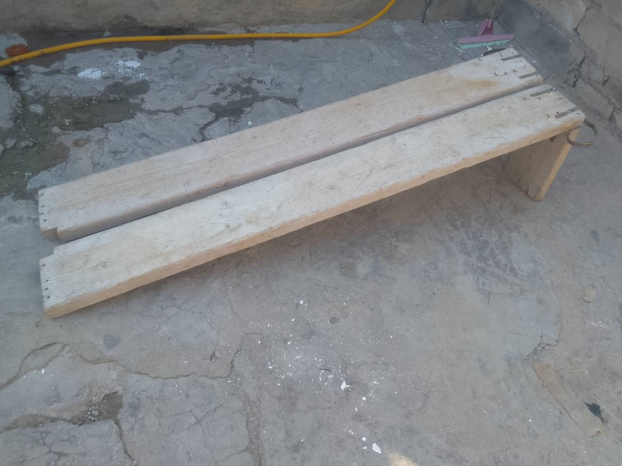 سلام عليكم مصطبات ستوته مكانهن نجف عباسيه سعرهن مناشب مطبات انجين يعني قويات بسعر مناسب ***********
