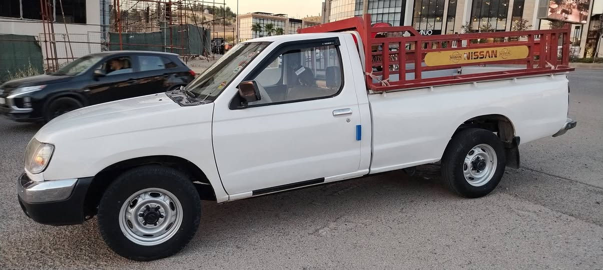 بەناوی خوایگەورە نیسان مۆدێل 2002تەبریدوپاوەر پێشوشانوسەقفی هیچی پێوەنیە لۆکلۆکە سەنەوی تازەبەسەرچوە ژینگەی هیچ قەرزارنیە چوارتایەی لۆکی دلوبی لەسەرە چەمچەوناوبۆدی لەسەرە سەیارەکە نمونەیەولۆکلۆکە ***********واتسابوڤایبەری لەسەرە گۆڕینەوەیش دەکەم بەسەیارەی ڕەقەمو ئاڕم شربازهير, السليمانية

