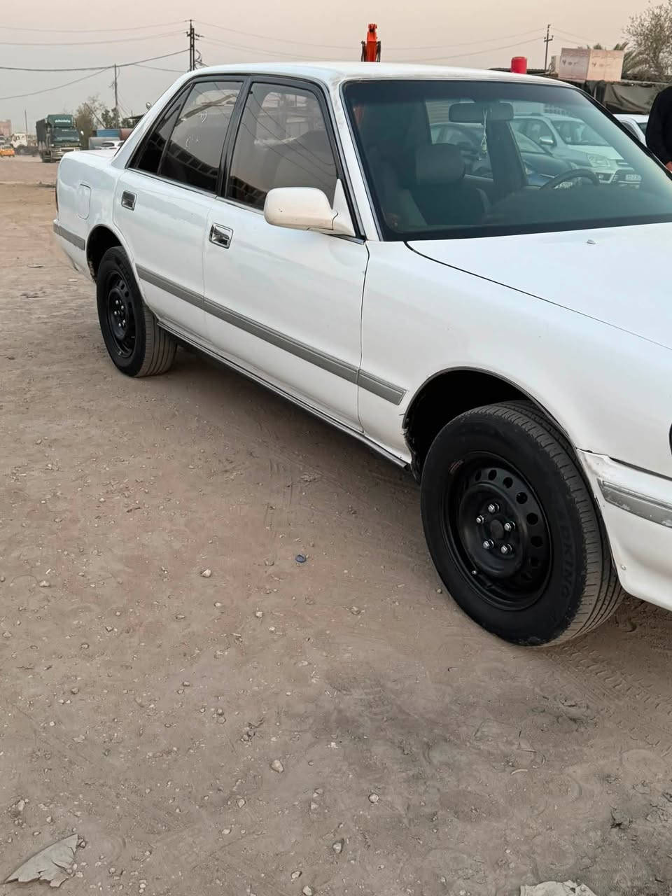 سلام عليكم مارك كربلائي تكم موديل 91سياره جاهزه مجهزه تبريدها حلو حداديه جديده وره وكدام سياره احله من الصور ضربتها بل جاملغ الوره العبري فقط المكان كربلاء السعر 60وبيها مجال للستفسار رقم  مكينه ونجي ***********
