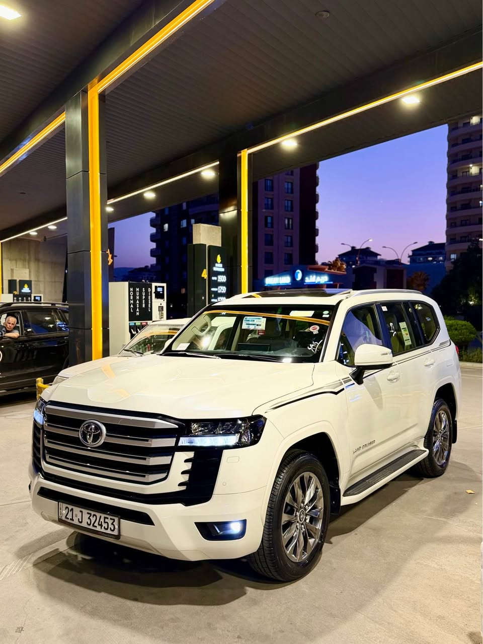 Toyota land Crusier GXR 2022 
‎تۆیۆتا لاند کرۆزەر مۆدێل2022
                                                    سفری شەریکەی ساز 
                                      کامل سێرڤسی شەریکەی بۆ کراوە
                                                    
‎ سەیارەکە بێ بۆیاخە دەعامی بۆ دەعامی بەشەرت
‎بۆیاخی نیە،سارد نیەشوخت نيه
‎مواسەفاتی :
‎بەصمە، درگا بەصمە، کوشن جلد.  ناوزەرد سڵاید، تبرید مرکزی ،برێک بصمە،
ئۆتۆ هۆڵد،،  
‎ ئاوێنە کارەبا هەردوو کوشنی پێشەوە کارەبا
‎ بەخی ئاو  سەلاجە، ٣شاشە سنوق جەک
‎ بلاجکتۆر ئاوێنە ئیشارەت…چەندین مواسەفاتی تر
                                                     
كم43 ڕۆشتوە
‎سەیارەکە سفرە 
‎گێڕ و مەکینەی بەشەرت 
‎سەیارەکە شوێنی لە سلێمانیە
                                                              ***********
623 $$$ Singapore
