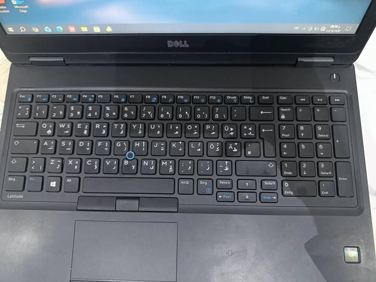 السلام عليكم  لابتوب  DELL للبيع
حجم شاشه 15 ستخدام قليل نظافة 90٪
  المواصفات موجوده بالصور
مكاني بعقوبة رقمي 
***********

نص مكتوب في الصور:
- About
- Device specifications
- Copy
- Device Name
- DESKTOP-RV95CP5
- Processor
- Intel(R) Core(TM) i5-7300U CPU @ 2.60GHz 2.70 GHz
- Installed RAM
- 8.00 GB (7.88 GB usable)
- Graphics Card
- Intel(R) HD Graphics 620 (128 MB)
- Storage
- 238 GB SSD SSD 256GB
- Device ID
- 5603F727-BC08-4EE3-A390-32F18B5D9365
- Product ID
- 00330-80000-00000-AA083
- System Type
- 64-bit operating system, x64-based processor
- Pen and touch
- No pen or touch input is available for this display
- Frequently asked questions
- How does having 8-16 GB of RAM impact my PC's performance? Can I run modern applications smoothly with this RAM capacity?
- Is my GPU sufficient for high end gaming and video experience? How can having a dedicated GPU enhance my experience and productivity?
- Am I running the latest version of the Windows OS? What is the latest Windows version?
- Windows Specifications
- Edition
- Windows 10 Pro