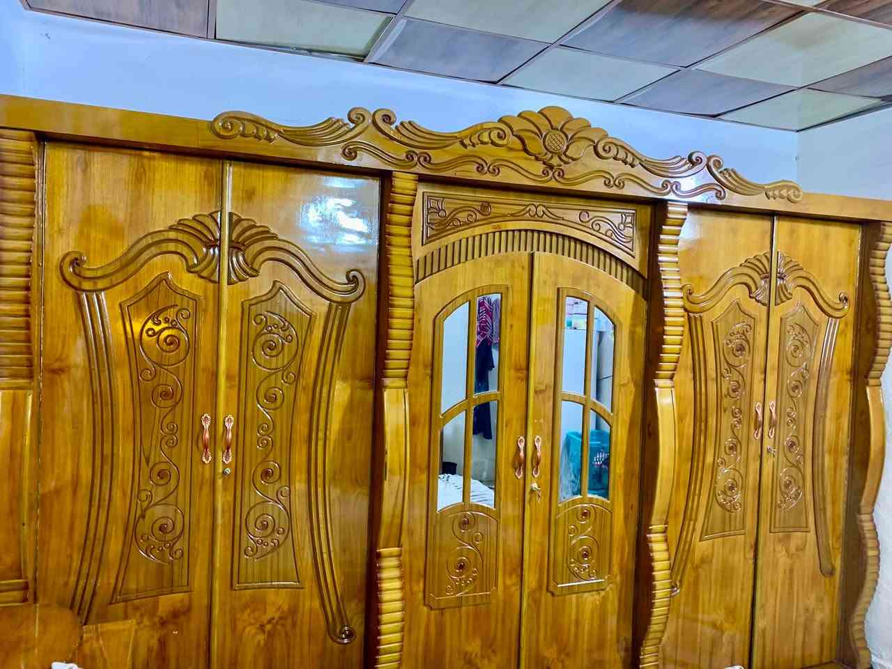 غرفه عراقي نضيفه صاج لسعر 850 وبيه مجال لعنوان زبير ***********
