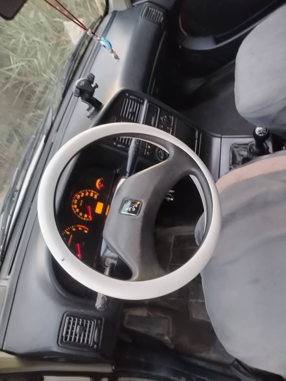 سلام عليكم سياره للبيع بيجو موديل 2010السعر ب30 او بيه مجال ***********
