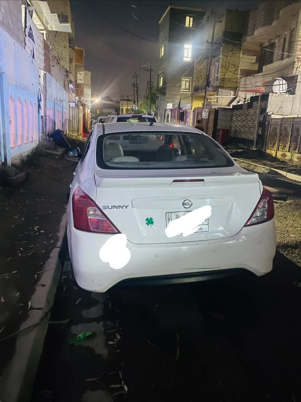 نيسان سني هندي ٢٠٢٠  بيهه بابين شخط بارد او مصبوغ باقي كفاله السعر ٩٥  مكاني بغداد ***********
