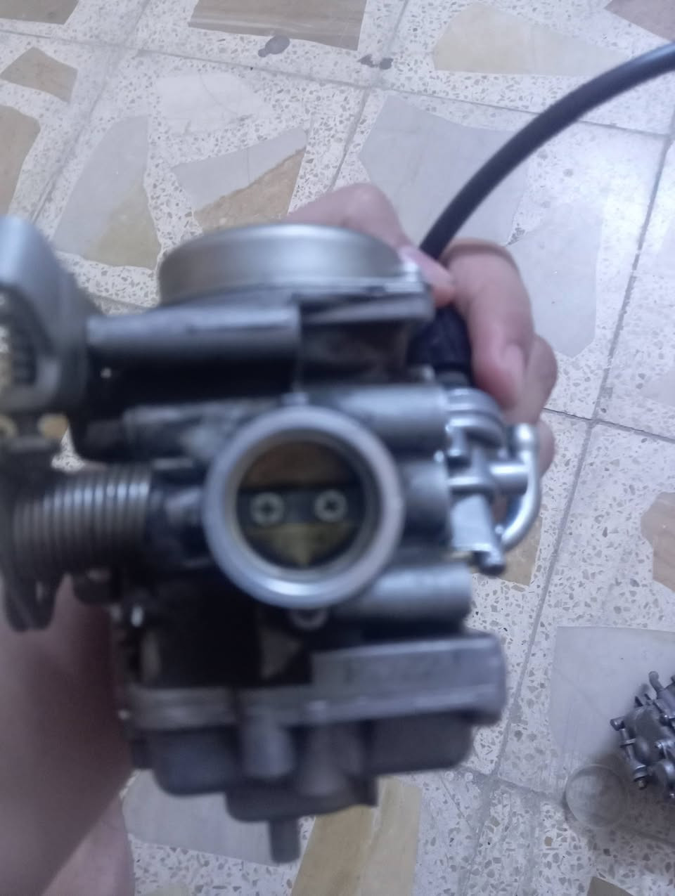 السلام عليكم كابريتر سكنس دبل سكليتر وكابريتر ماكس شغالات
عل فحص قيم وأخذ مكاني بغداد الحريه
***********
