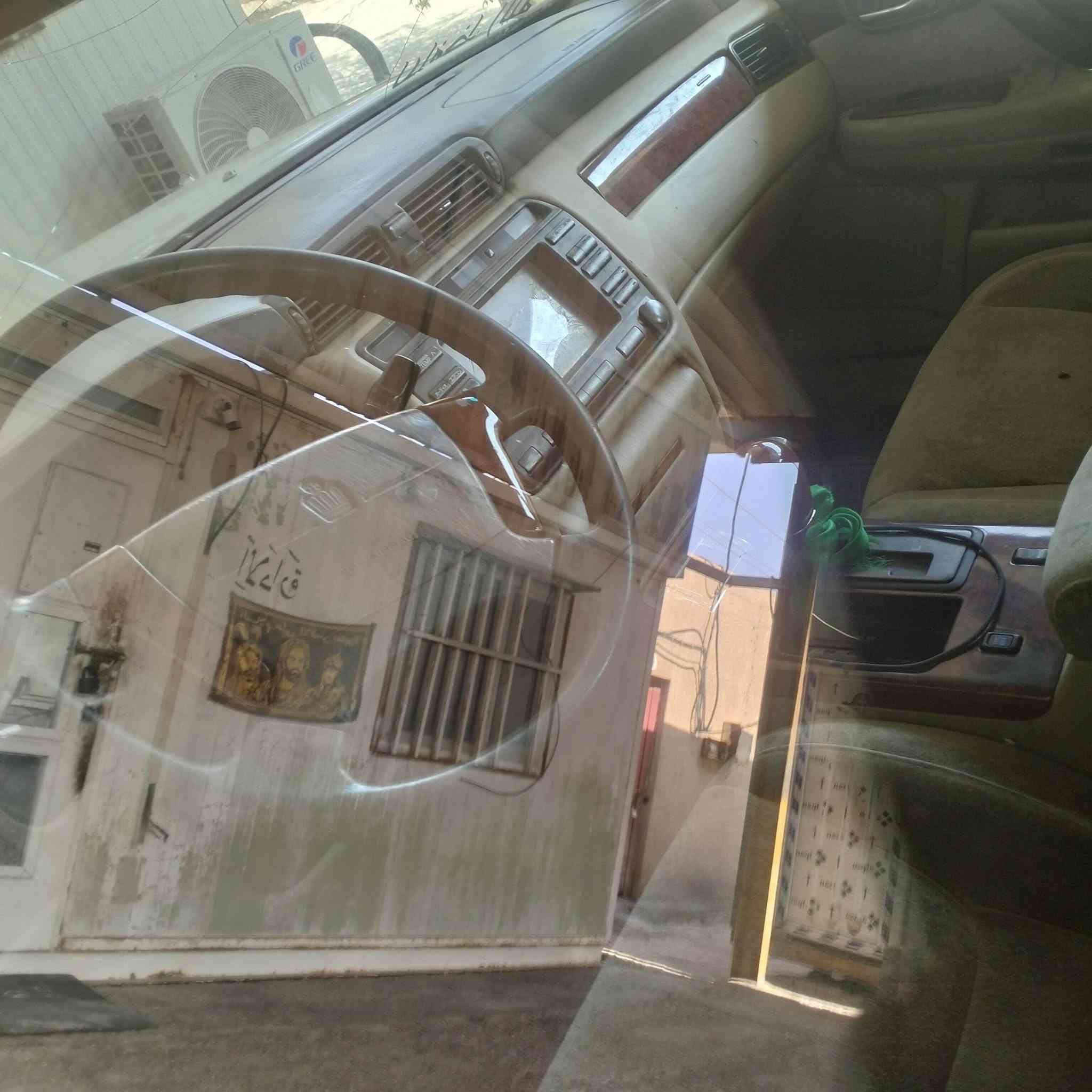 السلام عليكم جنون موديل 2000 دي 4 كبيره تبريد كفاله محركها وقيرها كفاله حداده 80% شرط 180 ما تحوس قصه شنطه والحديد سعرها 26 وبيها مجال بيها بس رقم بدون سنويه كهربائياتها كلها تشتغل عنوان بصره الزبير
***********
