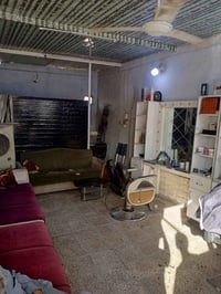 محل للبيع • المجمع البطاريات • خلف الشقق