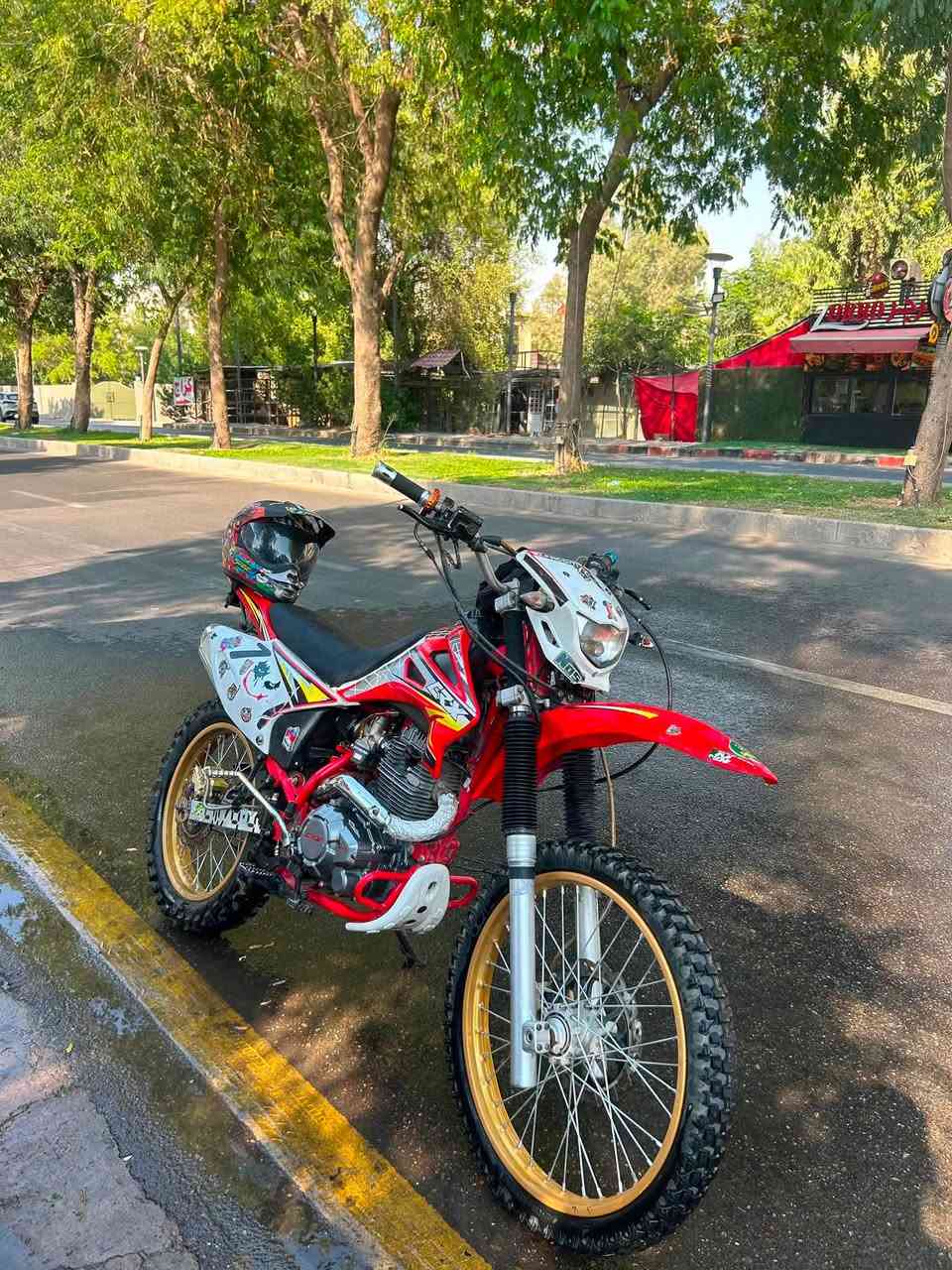 قفاز CRX 2025
مكفول عام و بي نواقص بسيطه 
بدون اوراق 
مكاني بغداد حي الجهاد توصيل ماعندي
***********
