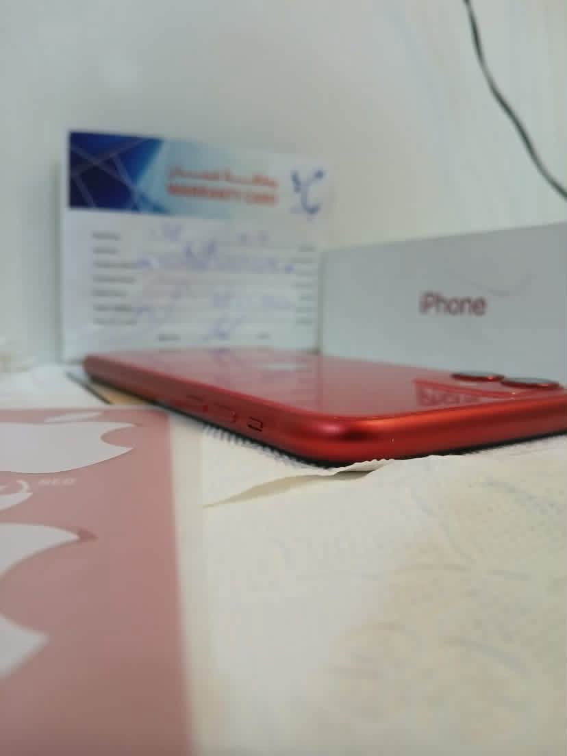 السلام عليكم 
iPhone 11 
جهاز للبيع 
ذاكره 128 
يحمل تك سي كارت 
بطاريه جهاز ٧٤ مو معلايه شحن طبيعي ما شاء الله عليه انطيك ظمان 
جهاز بلدي تروح تفحص 
جهاز جلخ مابي 
مال بيت 
جهاز مكفول عله إيدي اول ما نزل اخذته موجود الوصل بي 
كامرته تجننن 
لايوجد ايه مشكله 
سعر خاص …. 
رقم الهاتف *********** متواجد فيس واتساب
