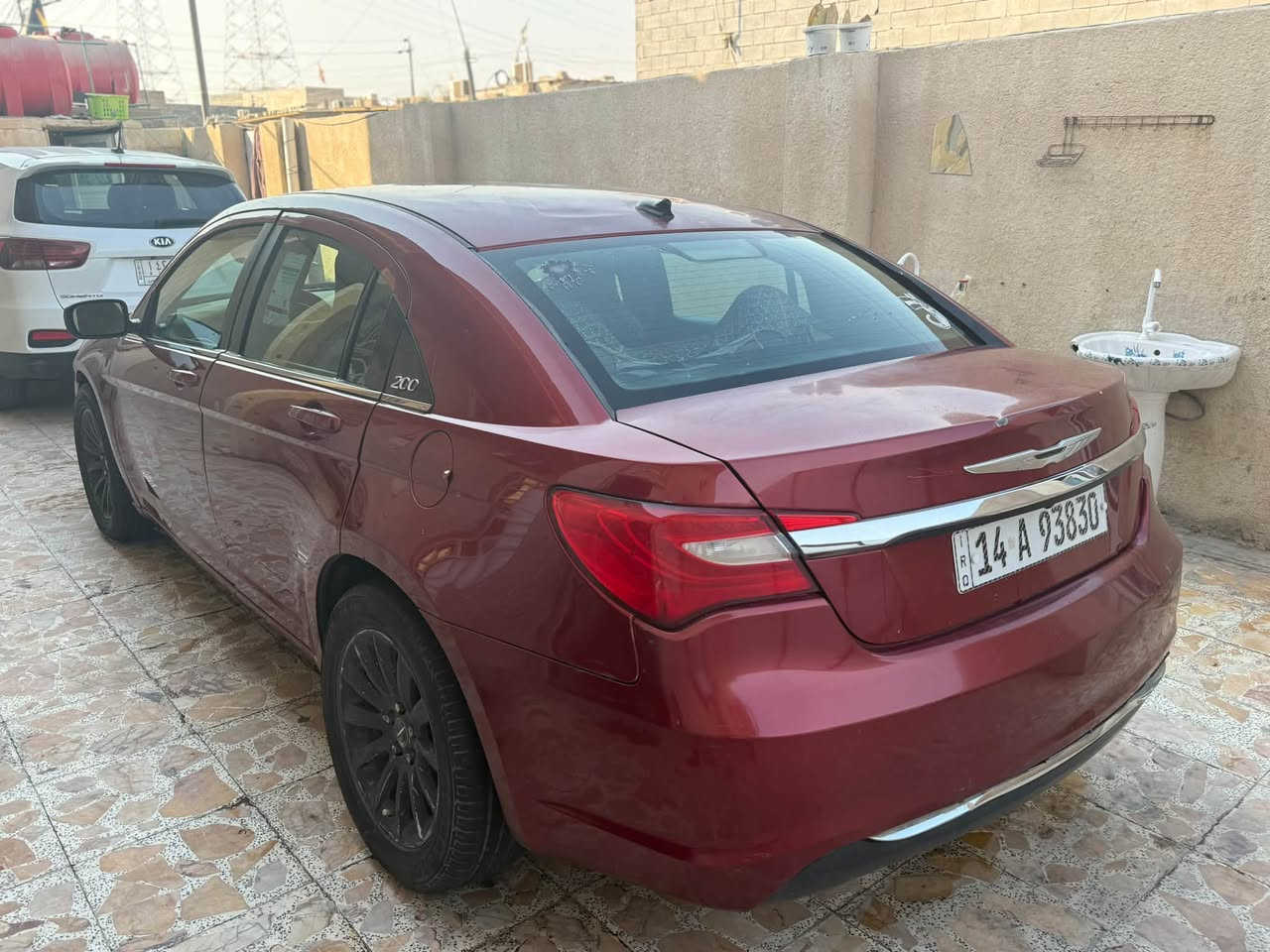 سي 200 مديل 2014 رقم بصره تحويل 
بيها 3 قطع الاماميه صبغ بدون دواخل 
مكينه 2400 كفاله مكينه وكير 
جاهزه السياره نضيفه شاشه كاميره 
تحكم استيرن السعر 64 بيها مجال 
مكاني البصره الشراي يتصل ***********
