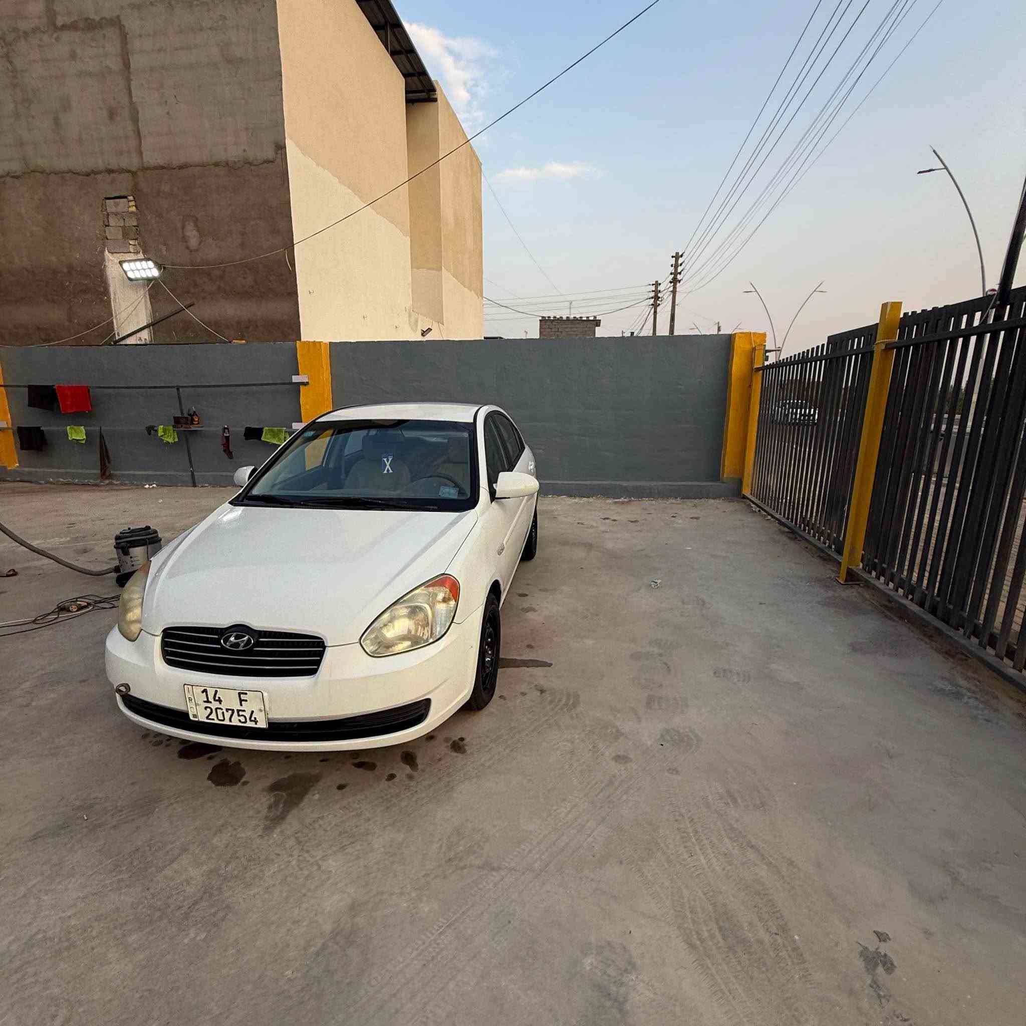 اكسنت مديل 2014 خليجي بيه جاملق مبدل وباب السيق مصبوغ والباب الوره العبري بي ضربه خفيفه رقم بصره تحويل ثاني يوم السعر 75 عنواني بصره *********** البصرة, العراق
