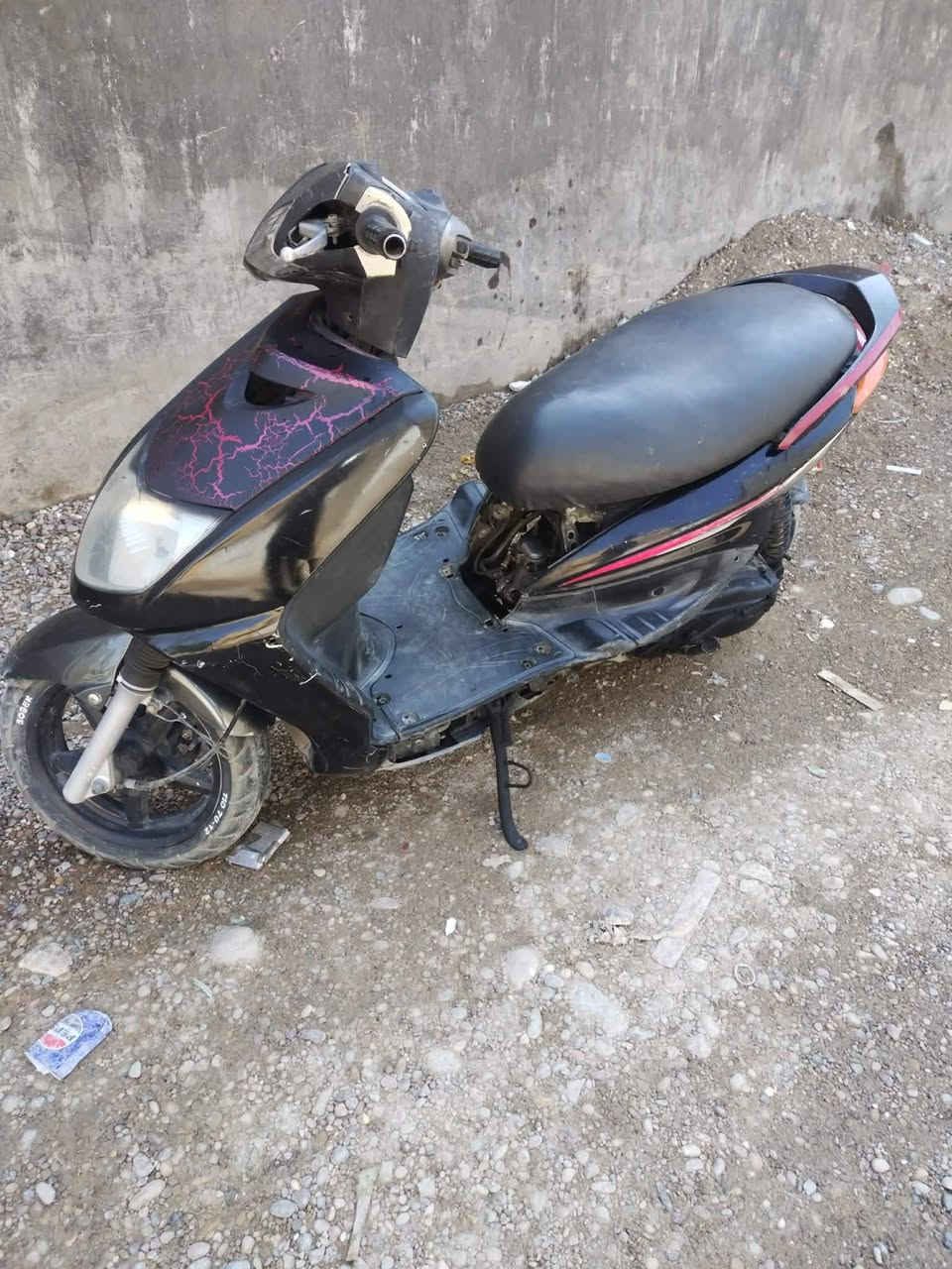 سلام عليكم سكنس للبيع نقص فاك يوم وكابريته طوف سلف هندر كاملات مكينه صافيه ابيع كوم حديد 150وبي مجالل اتصل ***********ماموجود خاص
