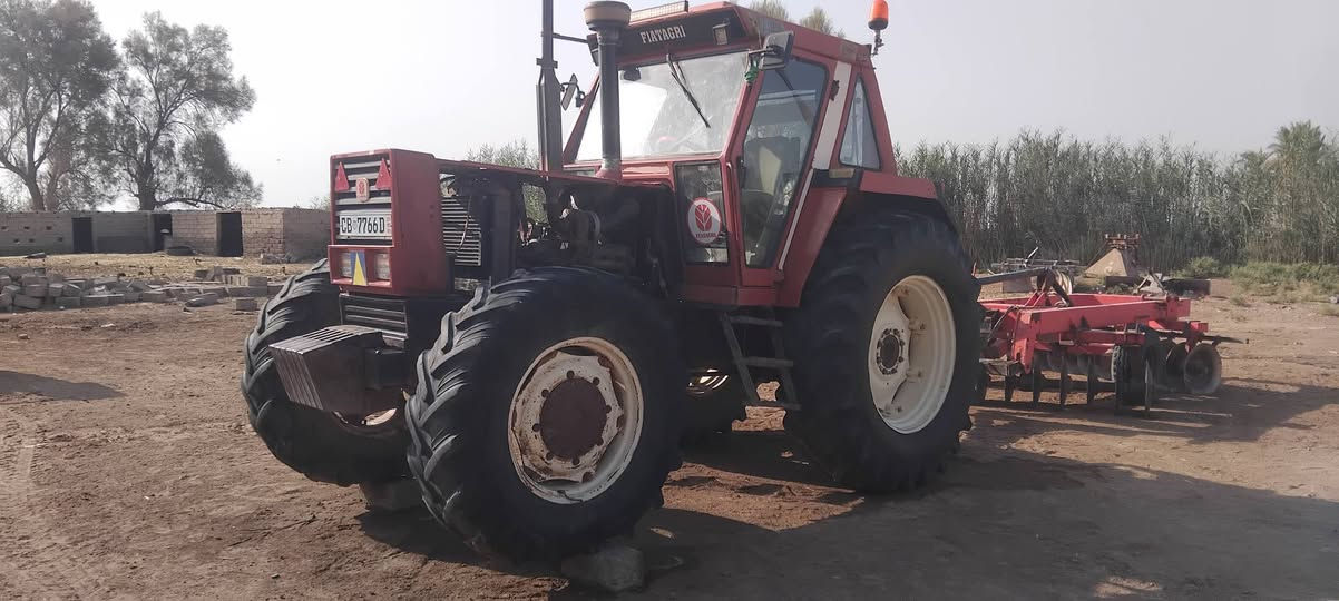 سلام عليكم البيع مكينه فيات حجم 1180مكينه شرط كير محرك اكسن كفاله عامه بيه محرك 140 سوبر ملاحظه مكينه بدون معاه دسك تركي حجم 24نوعيه ستبرق الهاتف ***********
