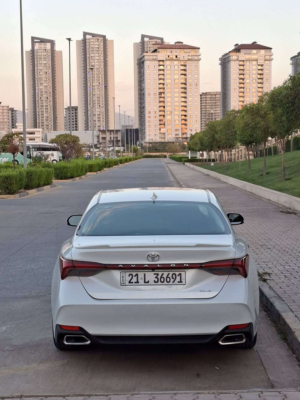 افلون XLE • V6 3500 • سليمانية