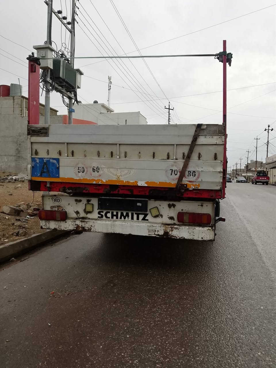 اشمتز • مرسيدس • نضيف