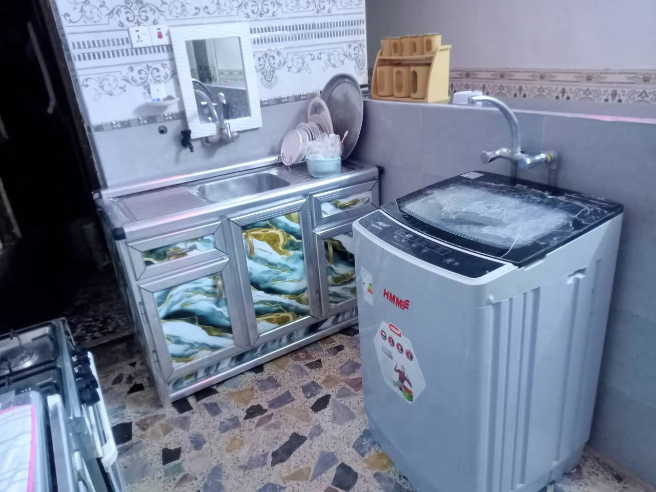 كاونتر نضيف للبيع 3قطع عنوان الانتصار 
***********
