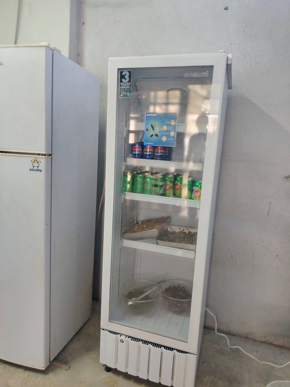 براد البيع مال. عصاير  سعر 450   بيه مجال
***********
