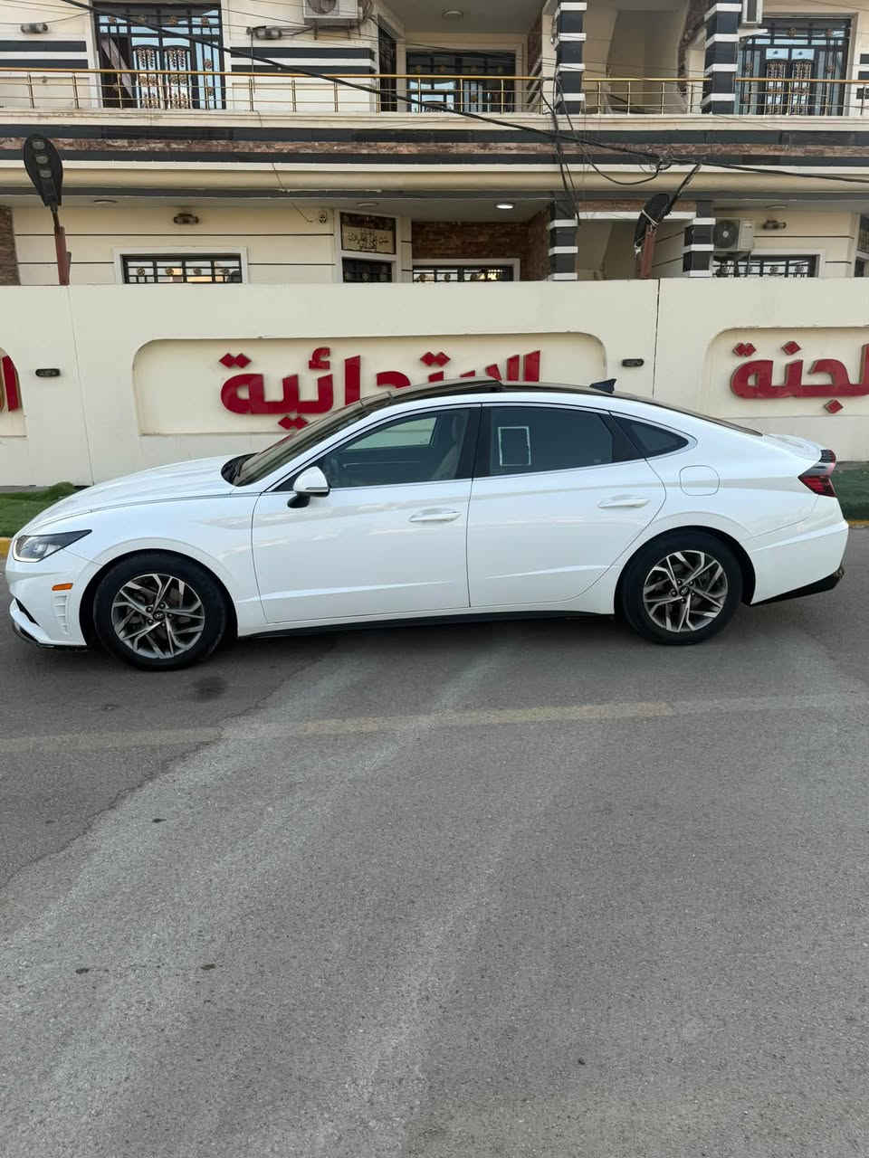 سلام عليكم
سوناتا موديل 20 وراد امريكي اكلين لمتدد فول موصفات سيارة جديدة ماشيه 50
محرك 2500 
سعر 175 وبيه مجال 
مكان سيارة بغداد
الرقم ***********
