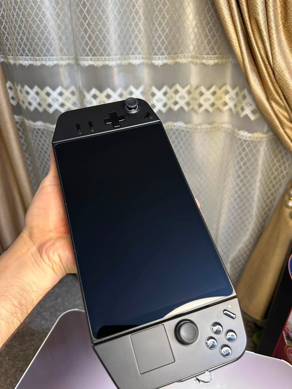 لينوفو ليجن كو 1 ذاكره 1TB اخو الجديد نضافه 100% ولا شخط استخدام كلش قليل بطارية 100٪؜ كامل ملحقاته الاصليه مكاني كربلاء للاستفسار خاص او اتصل عله رقم*********** سعر 825
