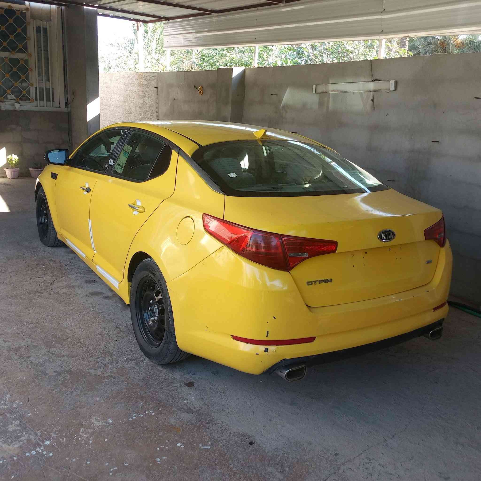 للبيع
كيا اوبتيما 2012
رقم انبار 
تكسي اجره
خط بحث ضلوعيه تكريت

غرامات صفر 
هيه عليه 170الف فقط

السياره كير ومحرك شرط 
تبريد ثلج
تايرات جديده تخم
صدر امامي وخلفي جديده 

السياره تحويل ثاني يوم بسمي

السعر 80
بيه مجال 

***********
يرهم مراوس حسب 
السياره جديده 
وارد مريكي 
محرك 2400
جي تي اي
