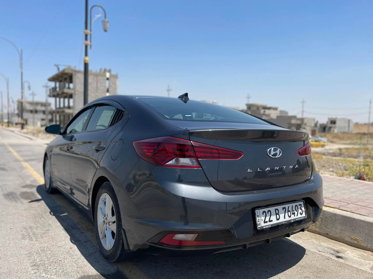 النترا 20 امريكي
فوول مواصفات 
رقم اربيل
لون نفطي 
بيها 3قطع صبغ بدون دواخل بدون أيرباك 
السيارة جاهز  من كلشي 
مكاني بالموصل
السعر و الاستفسار  
اتصال ع رقم 
📞 ‭***********‬
